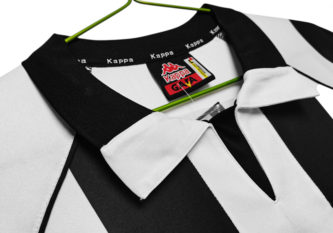 1997-1998 Juventus Home Kit
