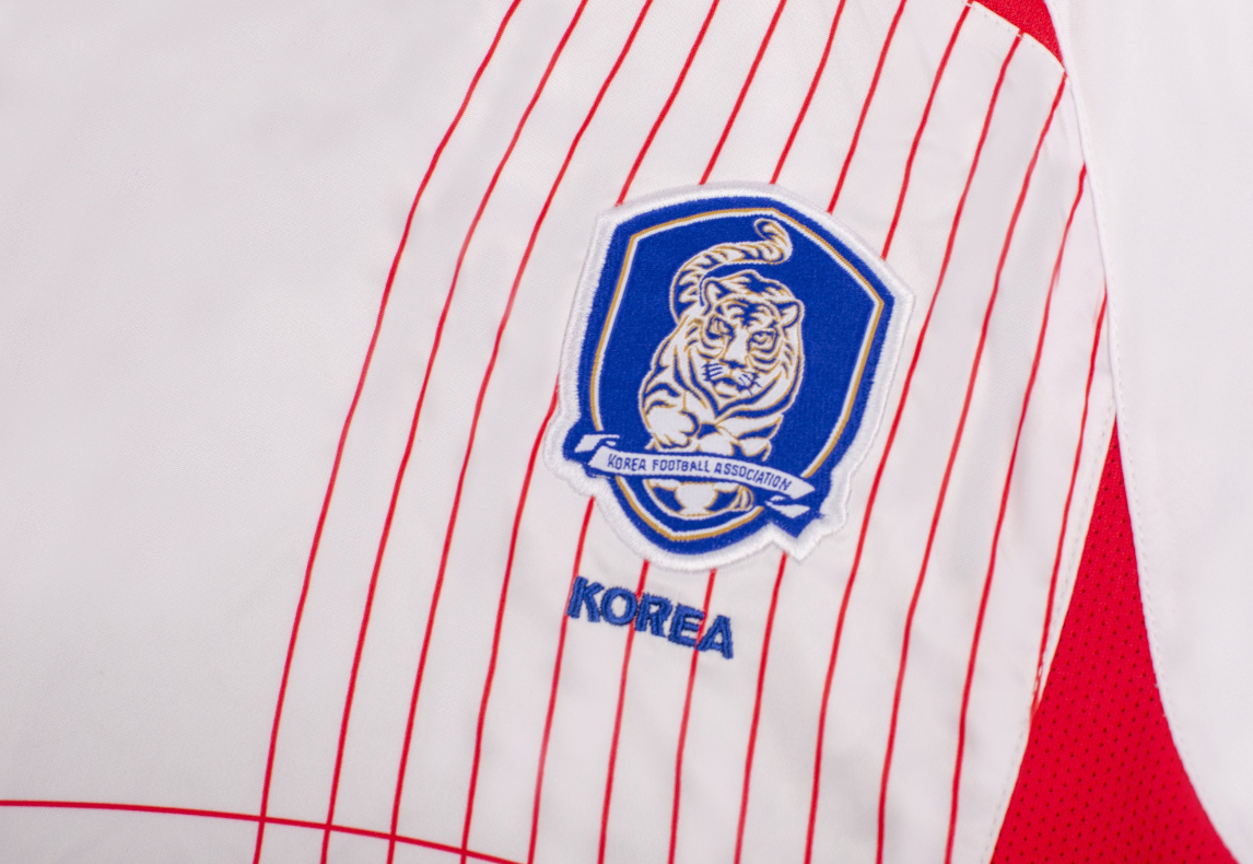 2002 South Korea Away Kit
