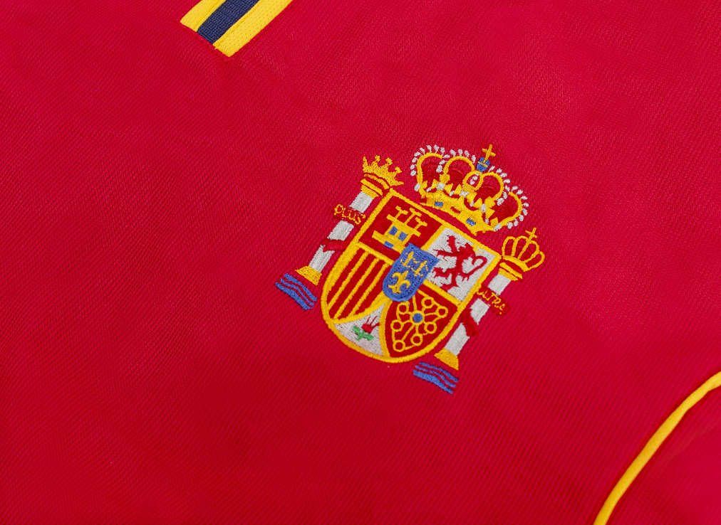2000 Spain Home Kit