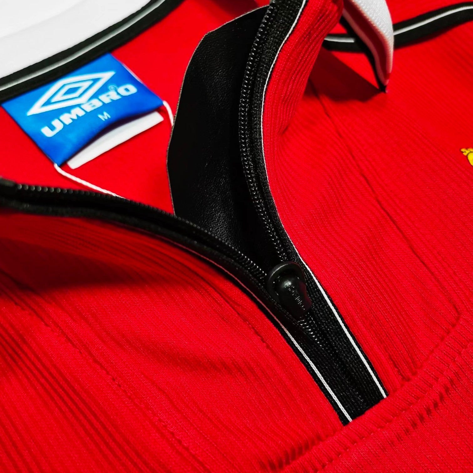 1998-2000 Manchester United Home Kit