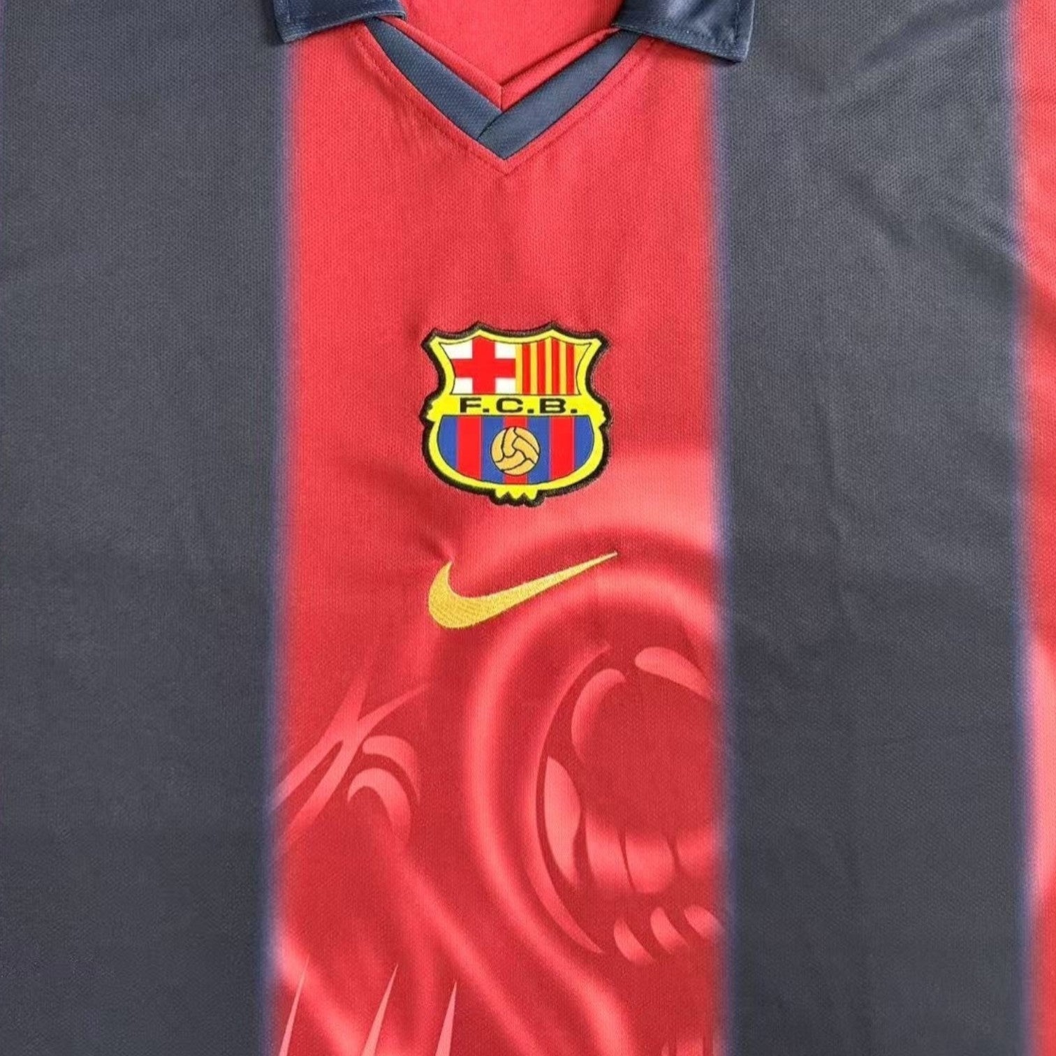 2000-2001 Barcelona X Travis Scott Home Kit